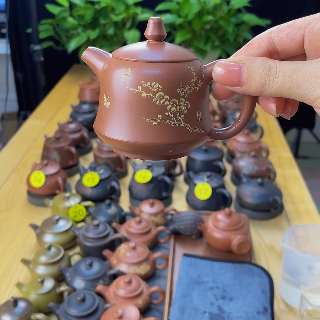 荣***泥塑金钟壶130毫升左右