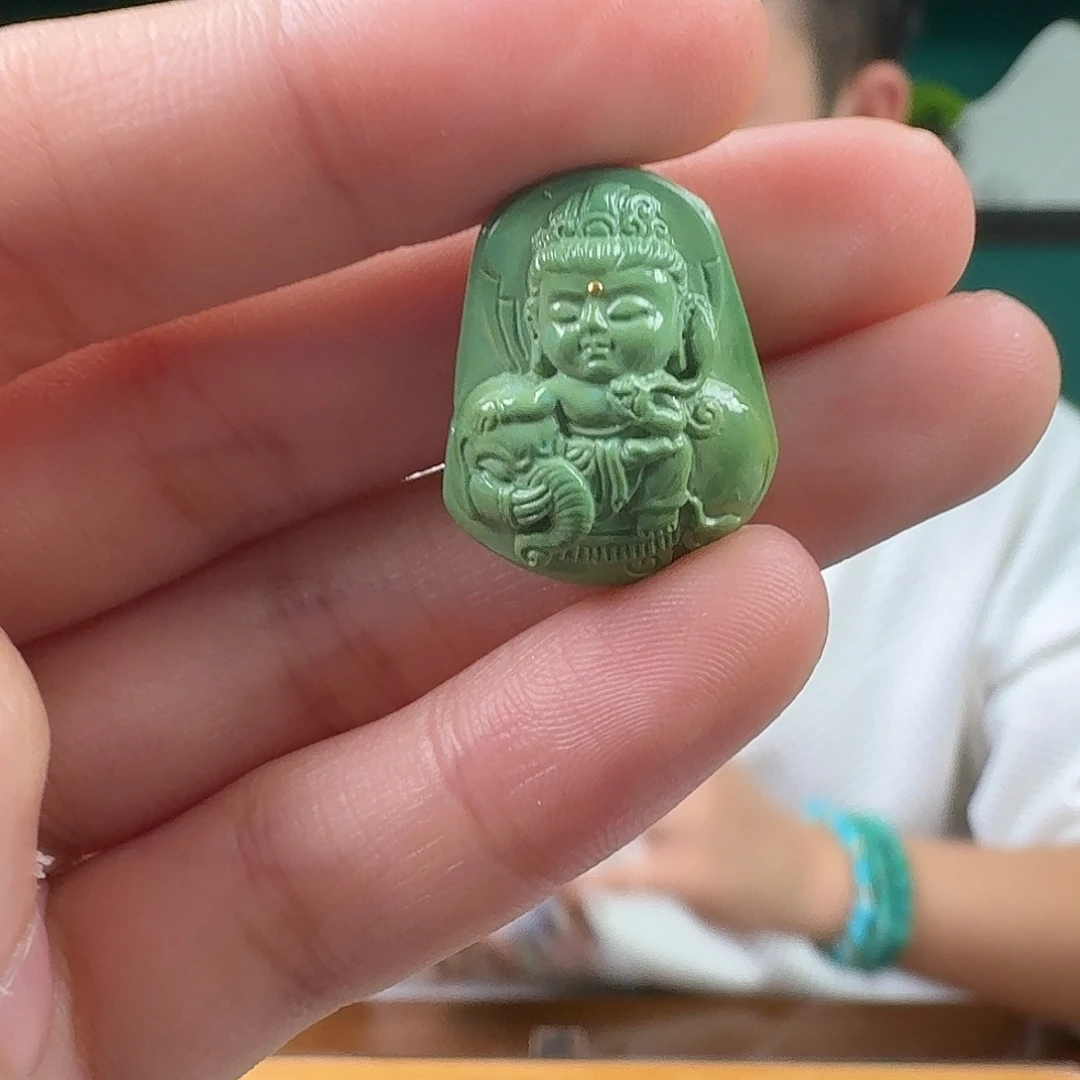 绿松石未镶嵌挂件