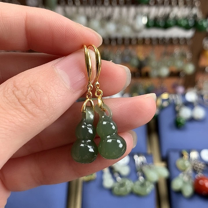 和田玉银S925镶嵌耳饰葫芦18*8.7左右湖水绿
