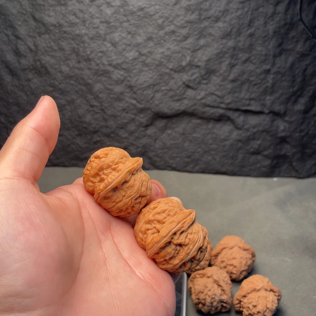 文玩核桃吊坠三角元宝14