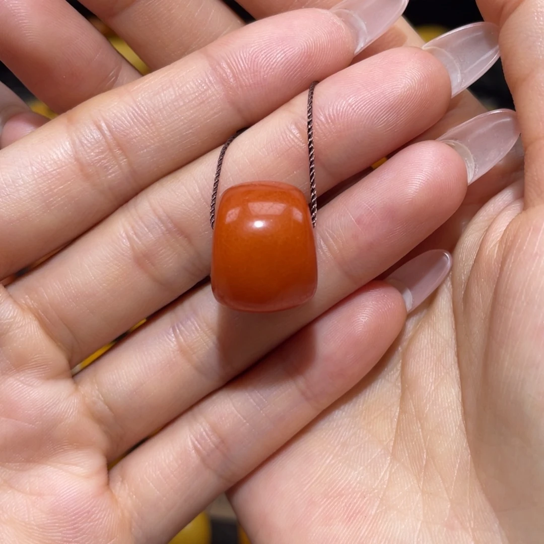 【闪购商品】琥珀裸石未镶嵌马蹄