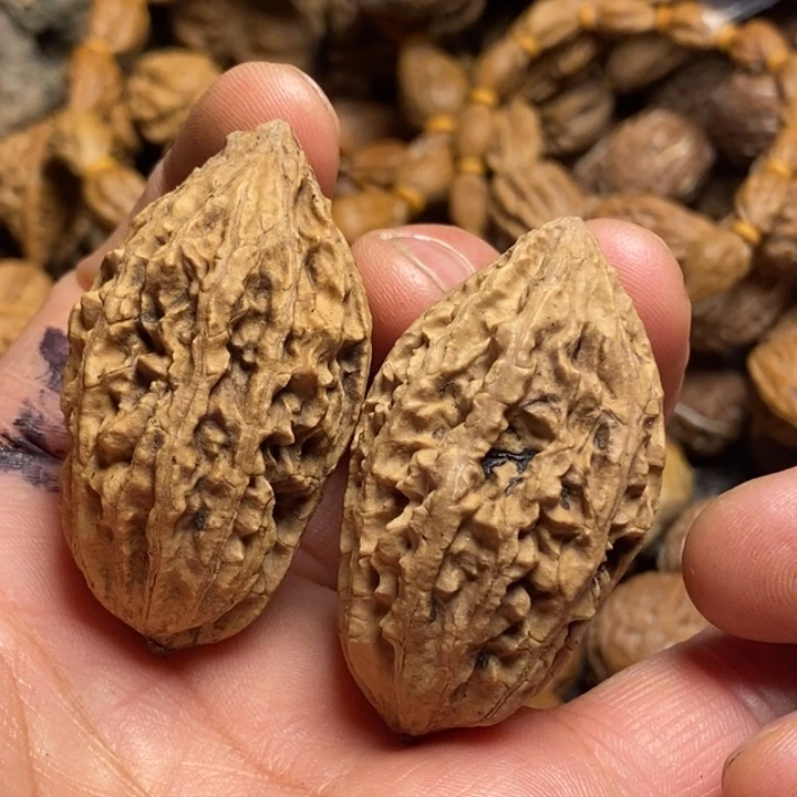 吊坠桃核娜姐真的77