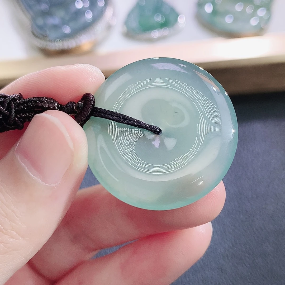 翡翠未镶嵌挂件翡翠