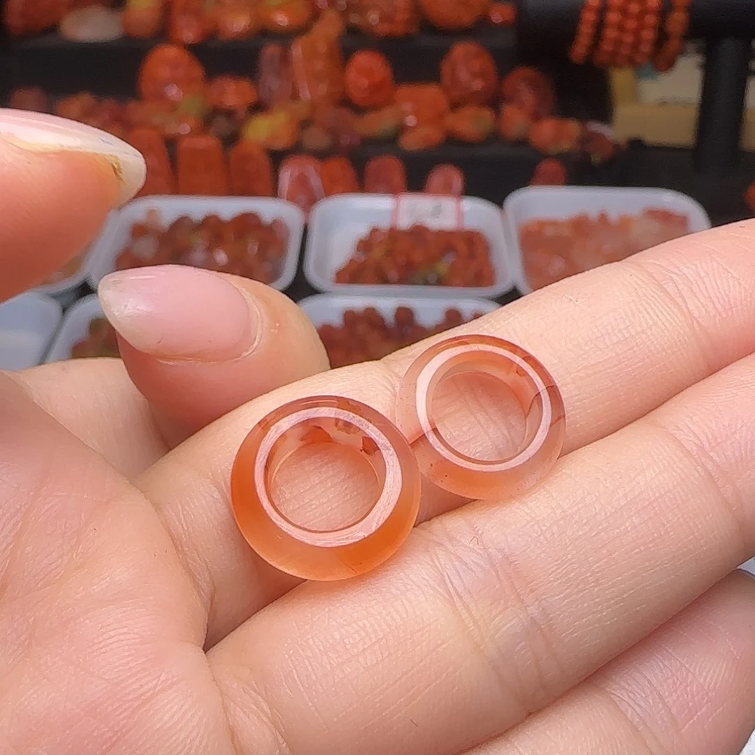 南红玛瑙未镶嵌颈饰