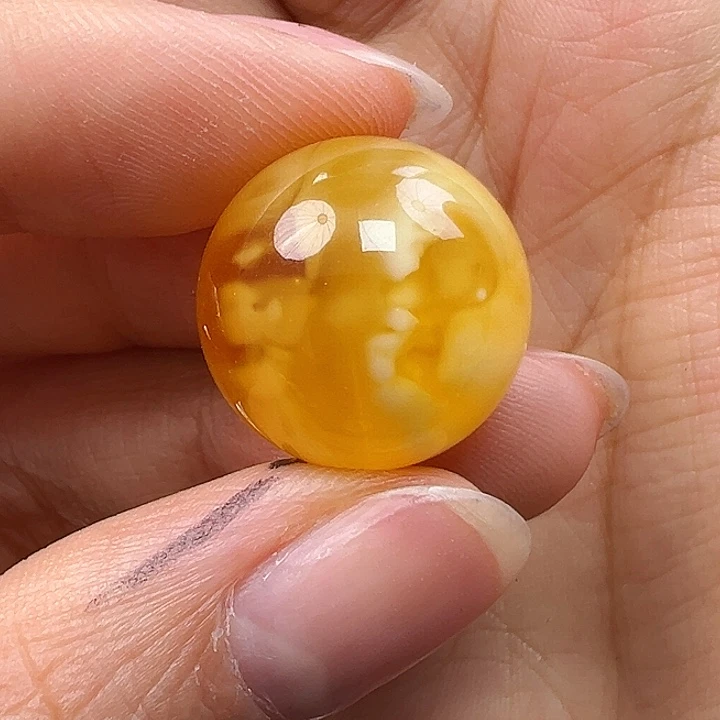 蜜蜡未镶嵌珠宝奇石