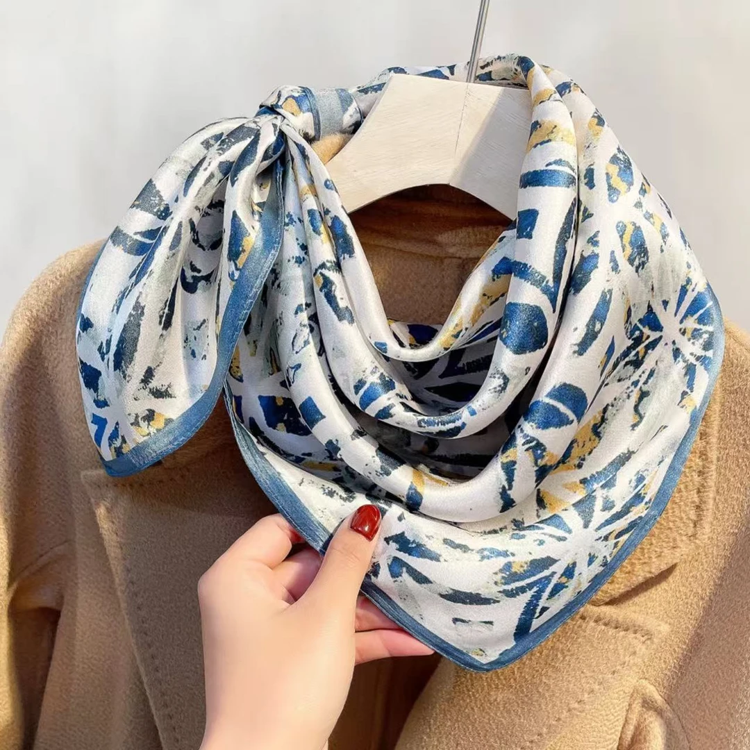 19号【四叶草】春夏季新款女士百搭围巾方巾丝巾