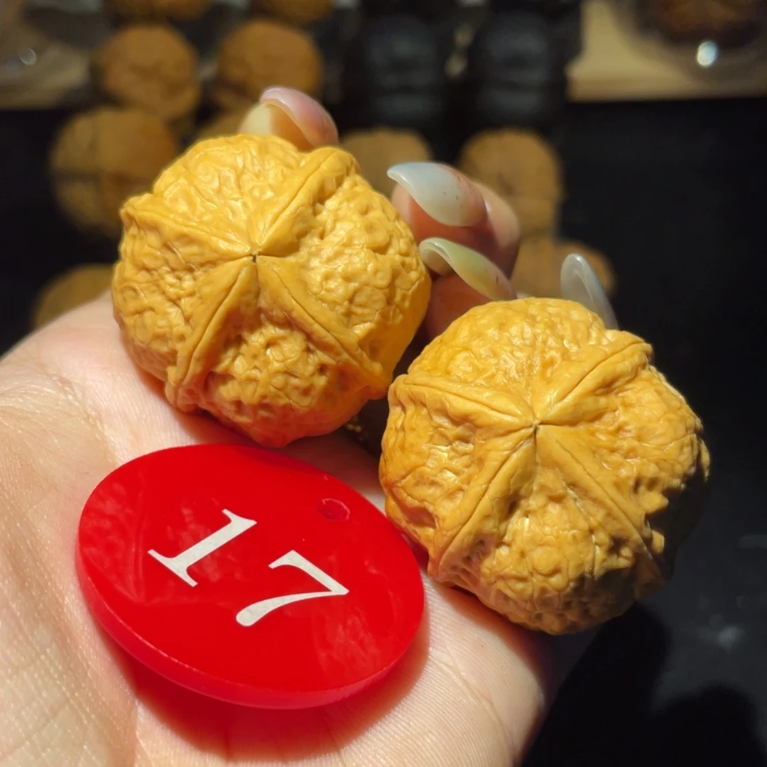 四棱36尺寸核桃。