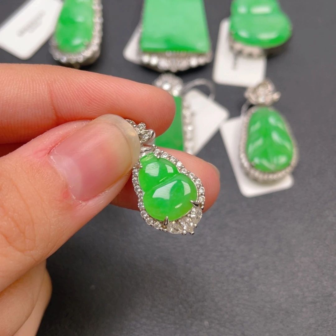 翡翠银S925镶嵌颈饰