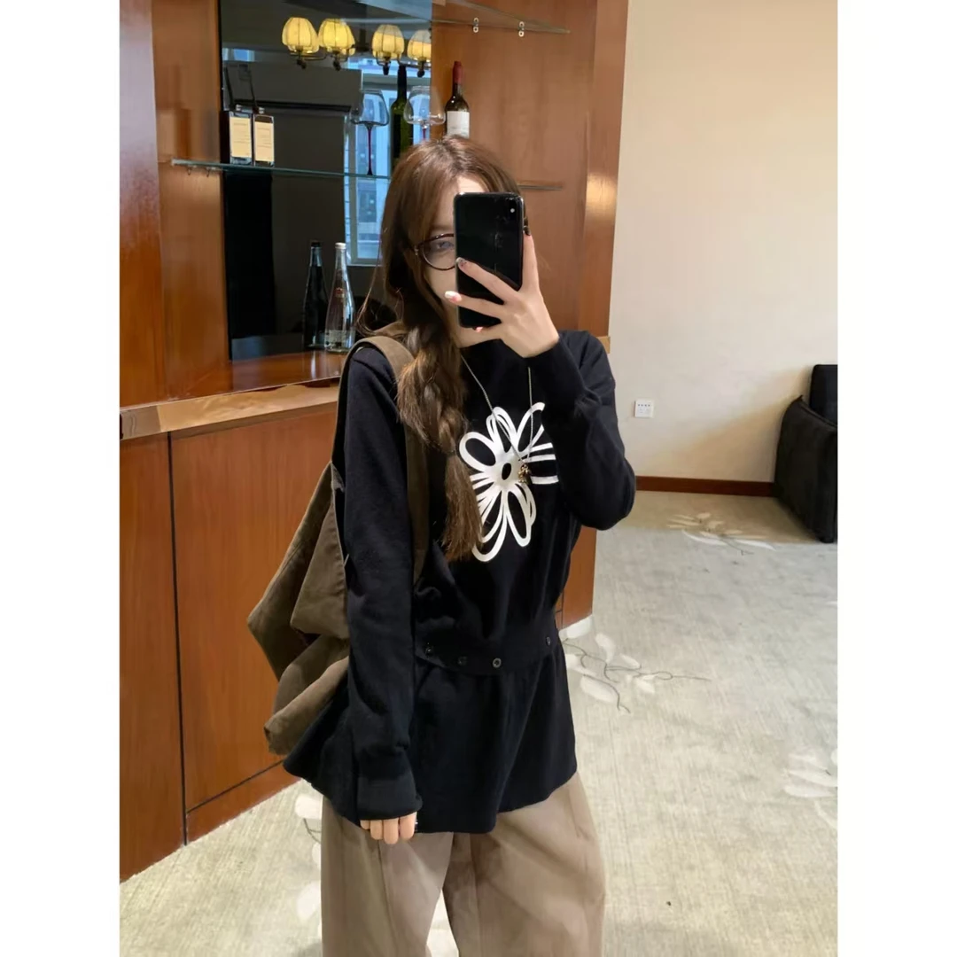 H1150雏菊舞会~休闲设计感慵懒宽松毛针织衫拼接下摆上衣女