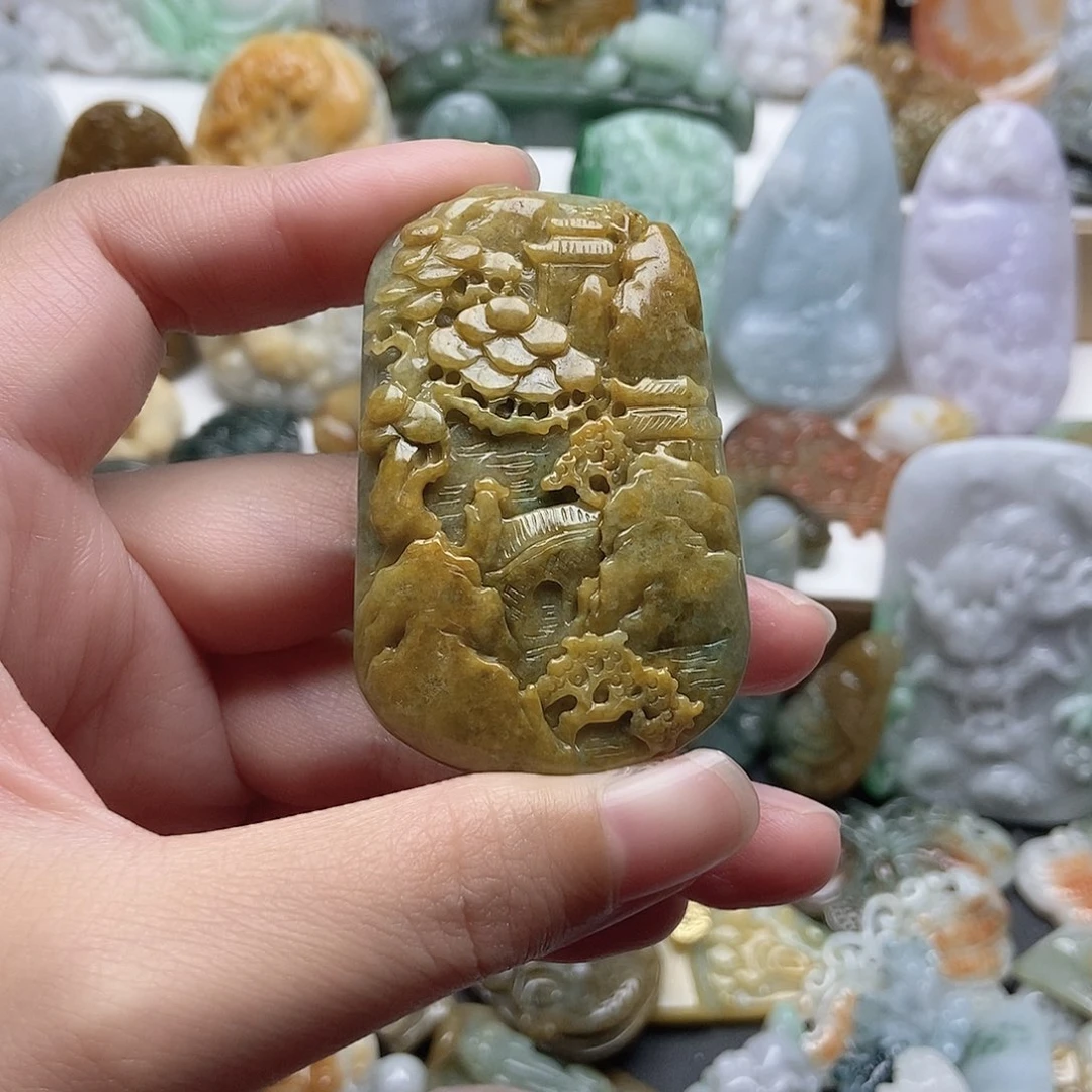 翡翠未镶嵌颈饰翡翠