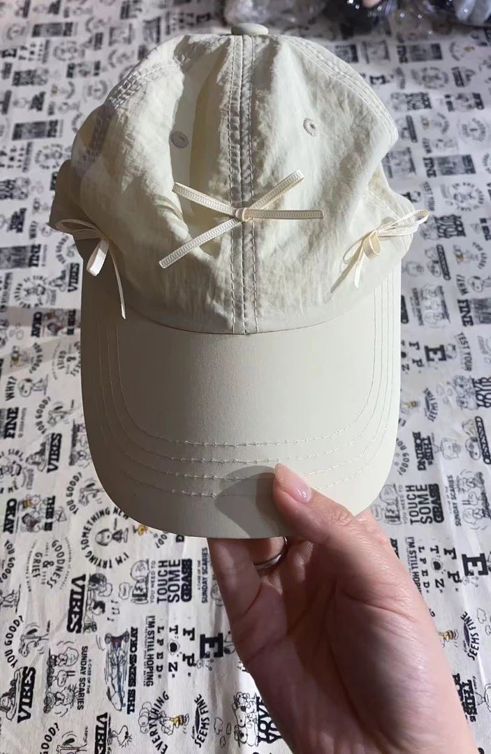 泡菜乳白色蝴蝶结装饰薄款鸭舌帽