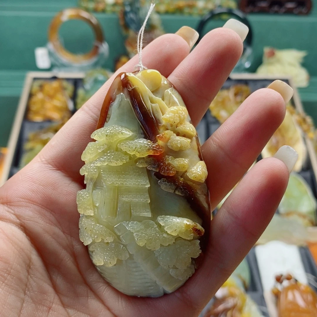 蛇纹石玉未镶嵌颈饰