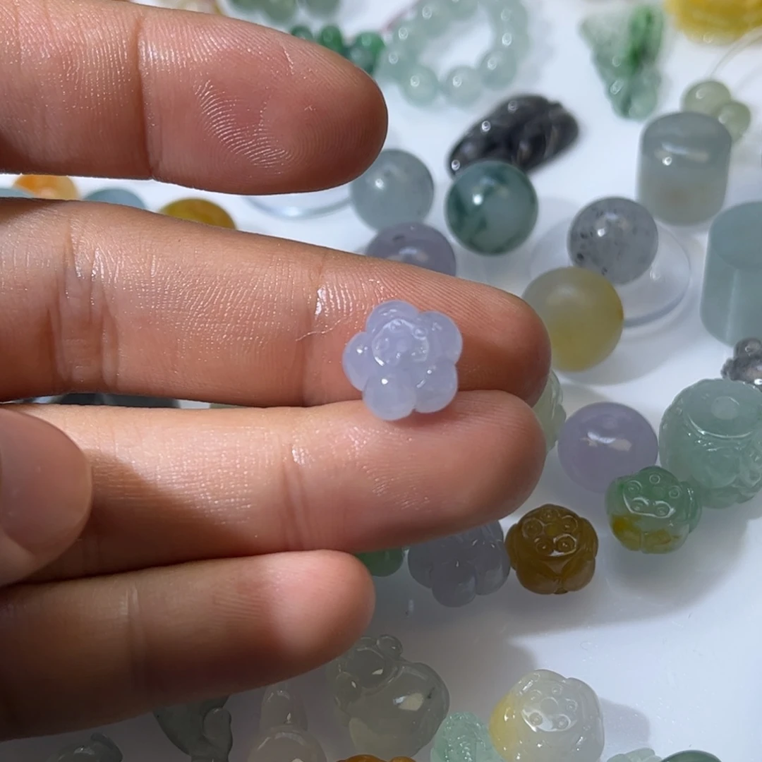 定制翡翠未镶嵌莲花珠