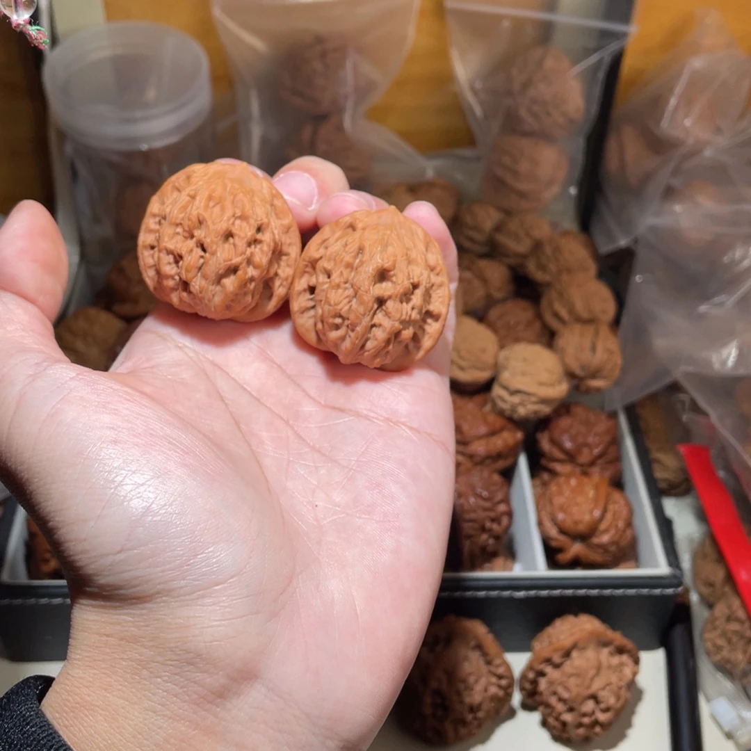 黄***生38尺寸全品无修邢台虎头