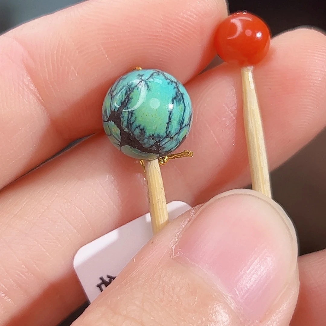 南红玛瑙未镶嵌珠宝奇石