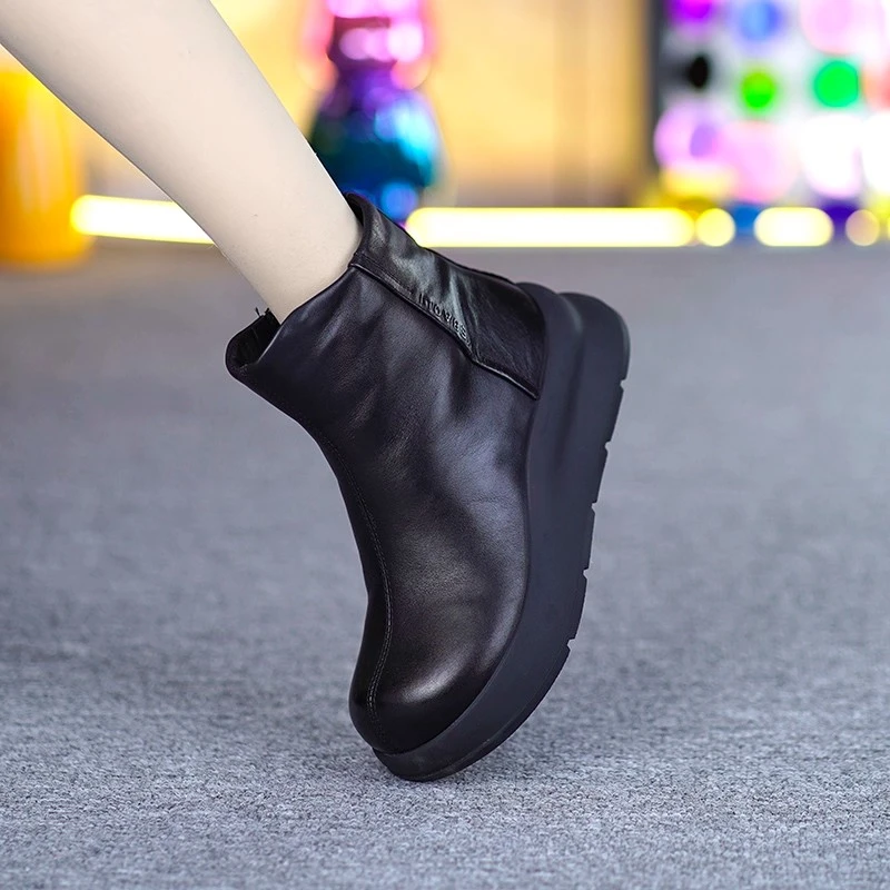 8935真皮厚底马丁靴女新款纯牛皮坡跟纯羊毛加厚皮毛一体加绒短靴