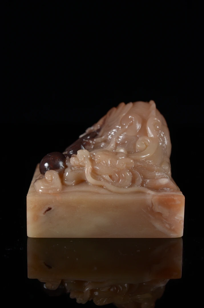 寿山石月尾紫印章