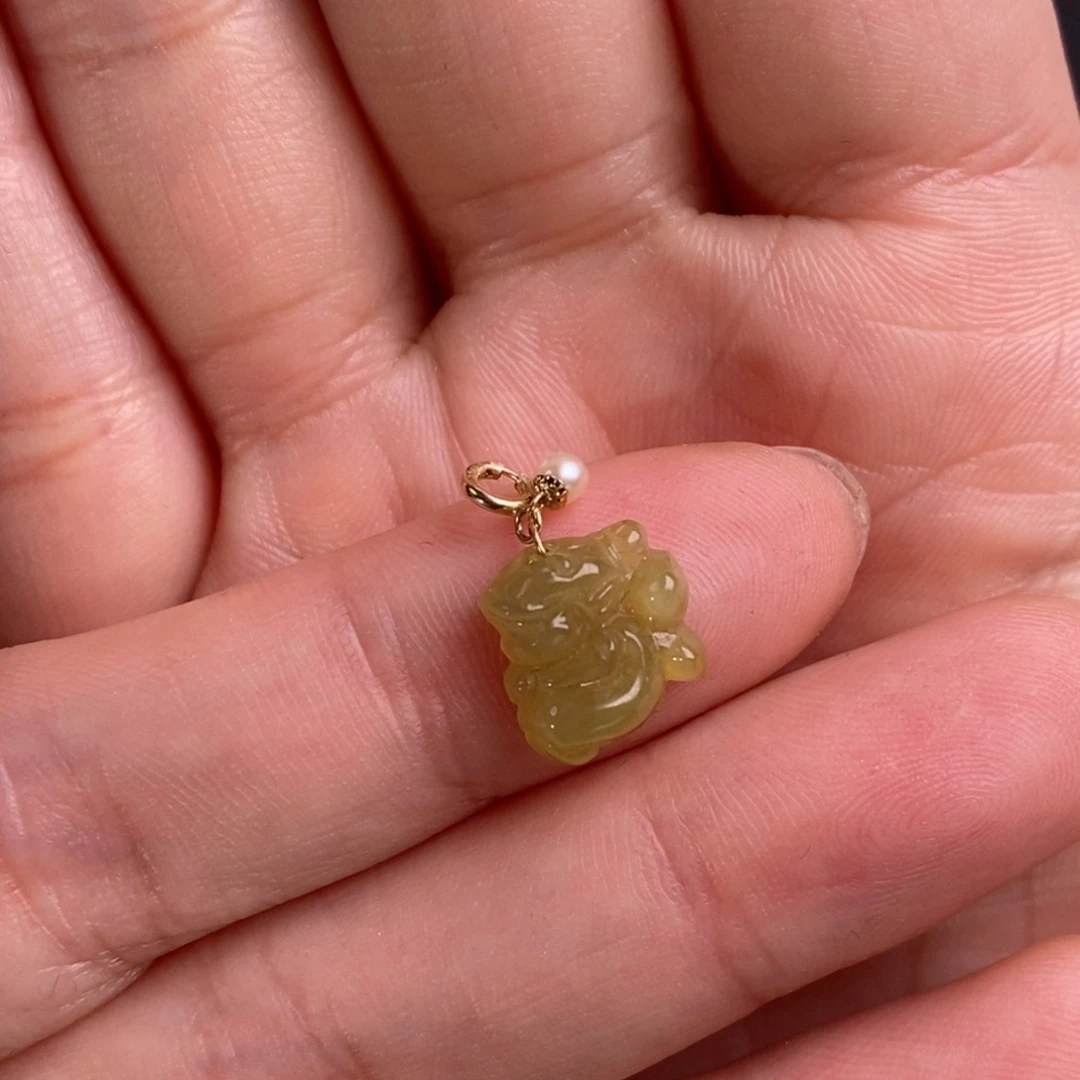 翡翠颈饰18K金镶嵌我***片小天使