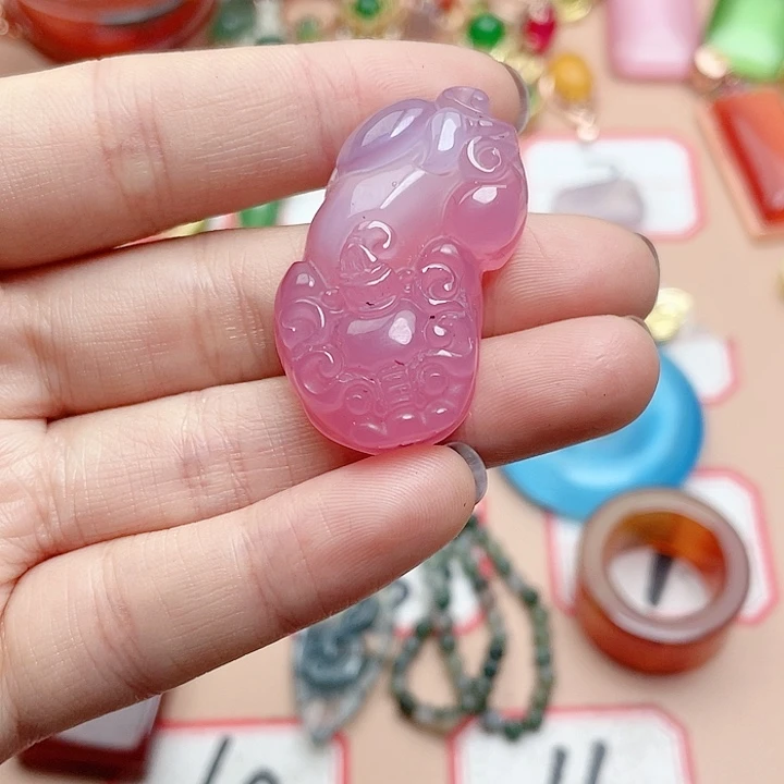 合金颈饰玛瑙/玉髓