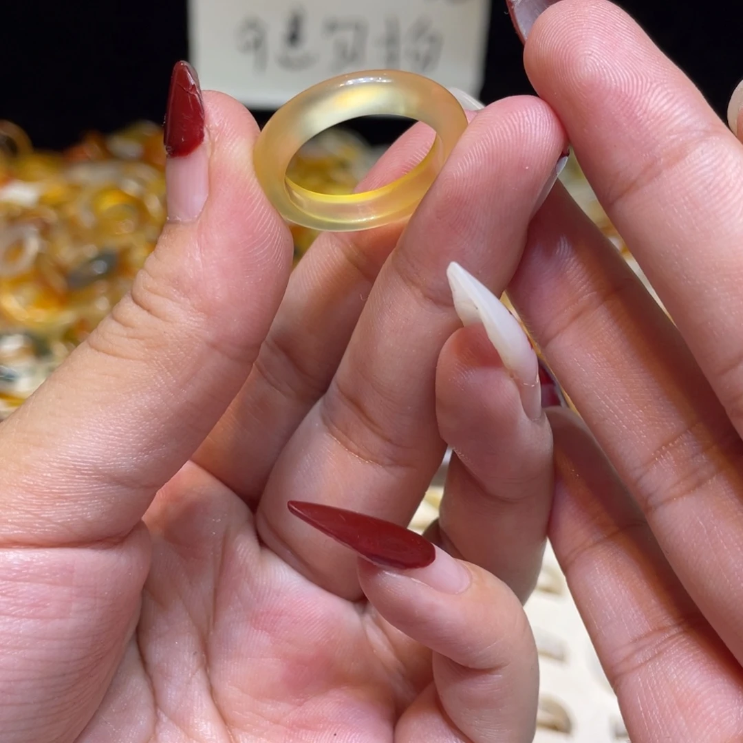 玛瑙/玉髓未镶嵌戒指238号港19 默认瑕疵