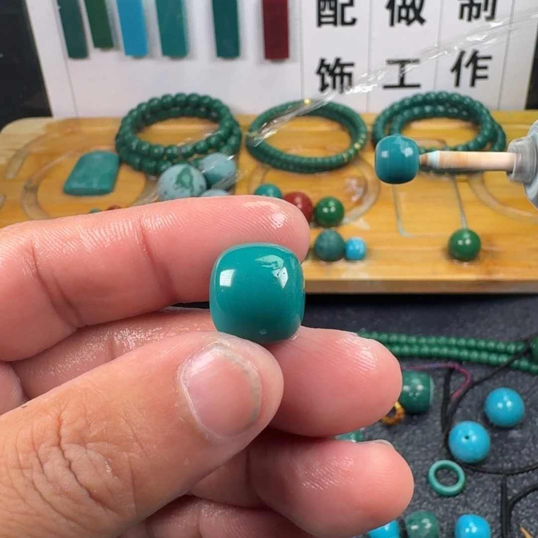 玻璃颈饰扶*.果冻绿13mm老型