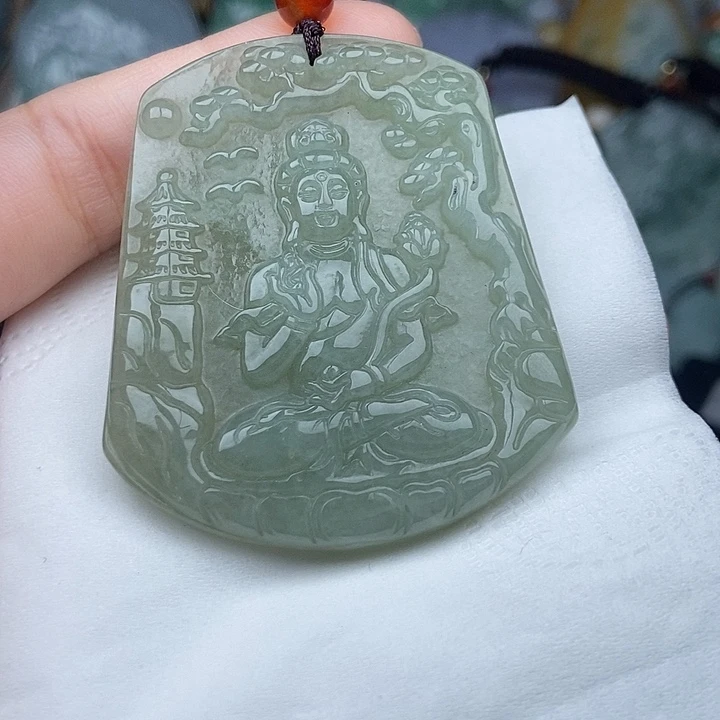 翡翠未镶嵌颈饰翡翠