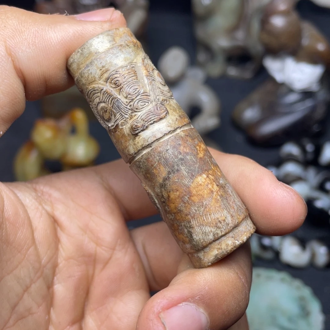 和田玉（糖玉）未镶嵌挂件羽*