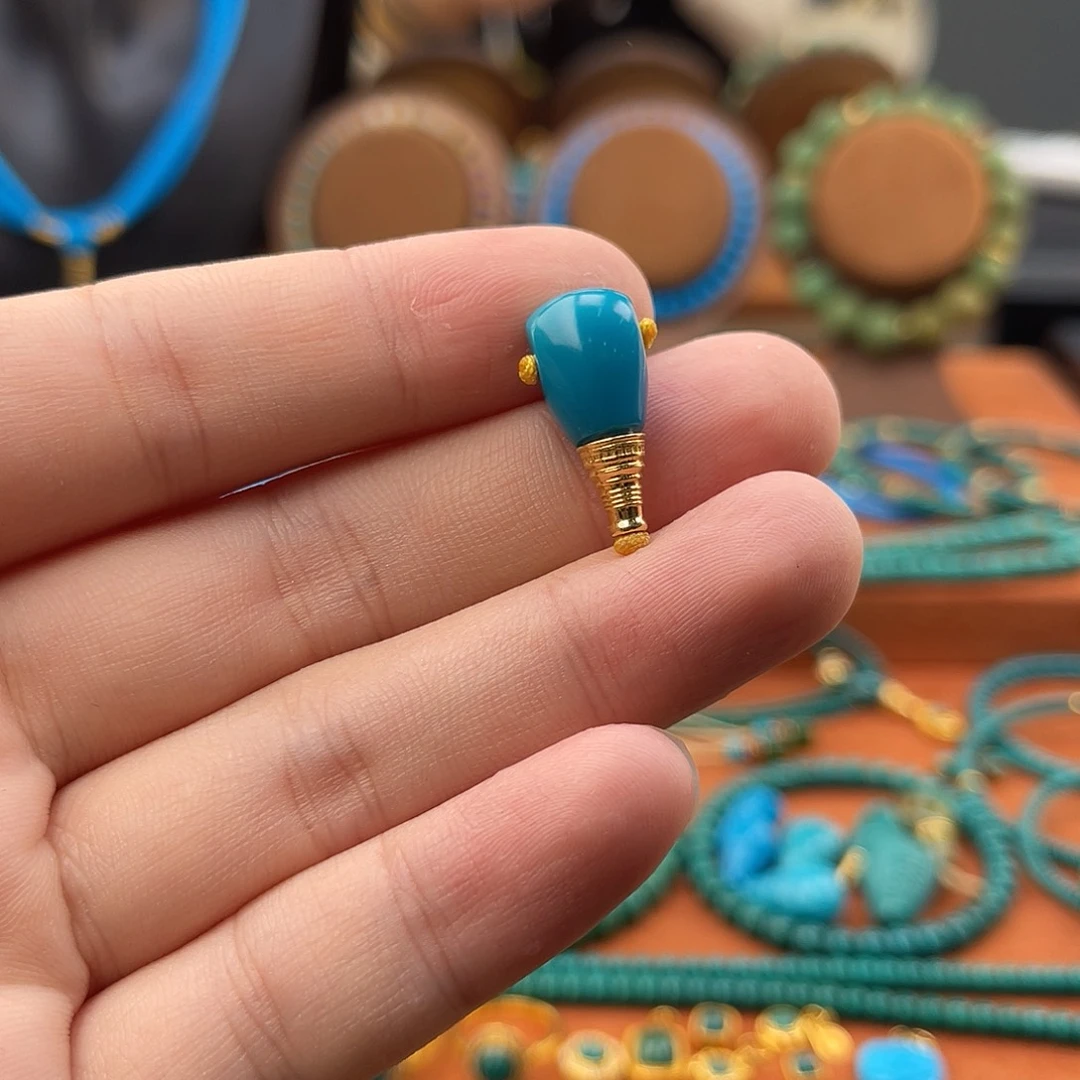 绿松石18K金镶嵌配饰