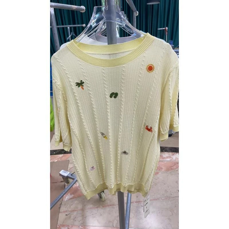 YS7051宽松型短袖休闲风时尚常规款T恤百搭女士短袖