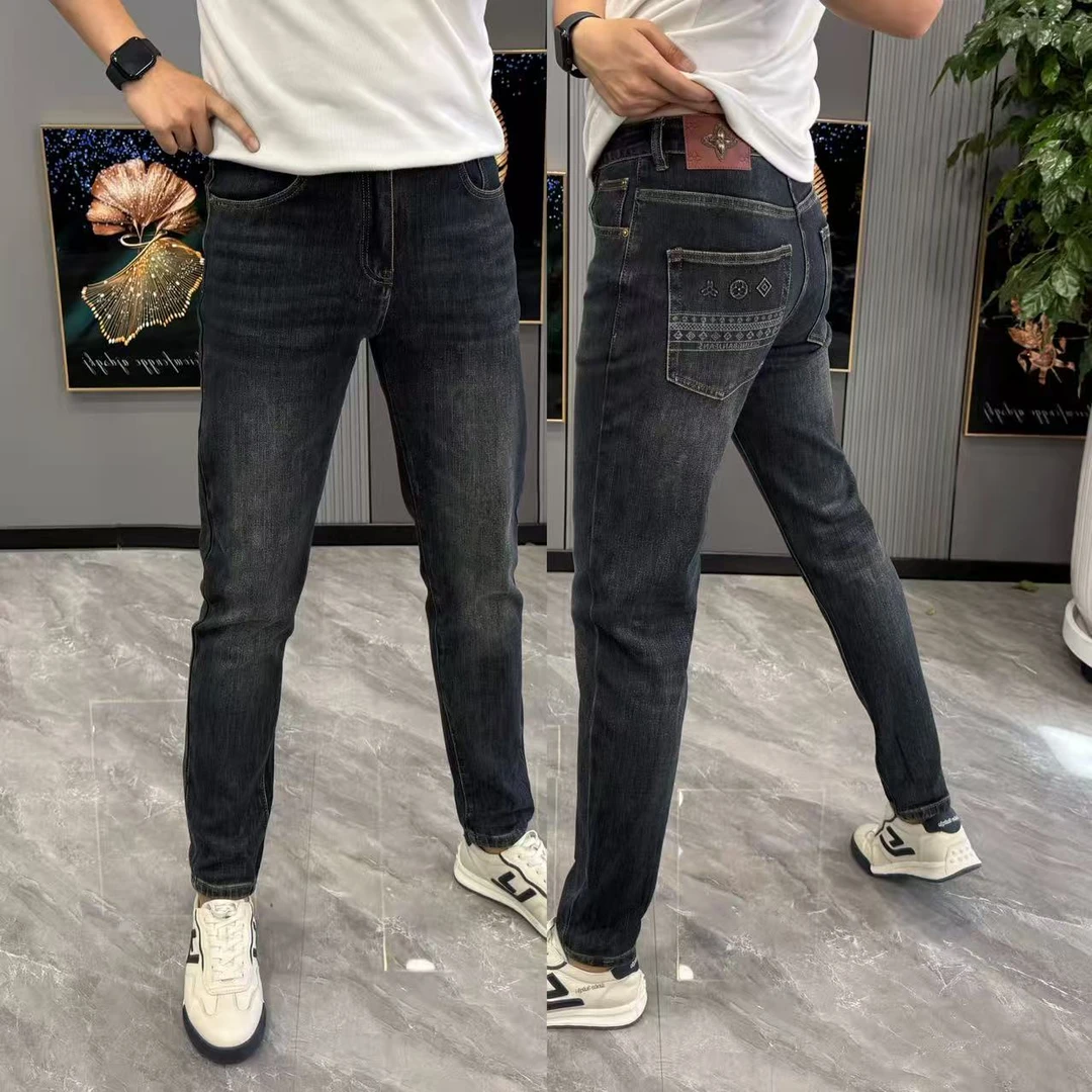 牛仔裤男款秋季深色长裤男时尚复古水洗小脚裤修身个性印花男裤帅