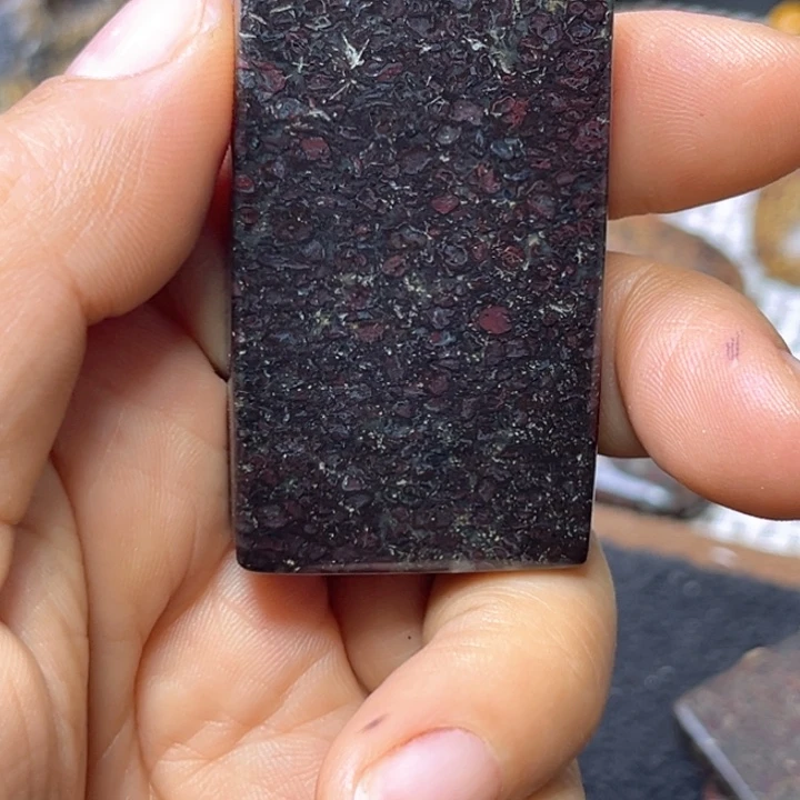 圣***者花岗石铁合金肩膀牌子有沙眼