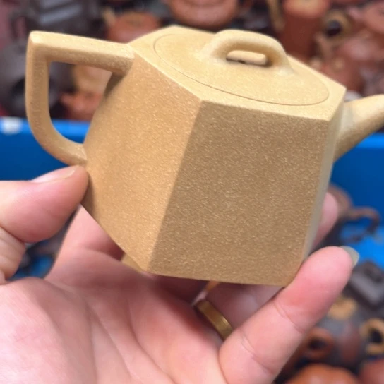 茶壶紫砂瑕疵…………………………