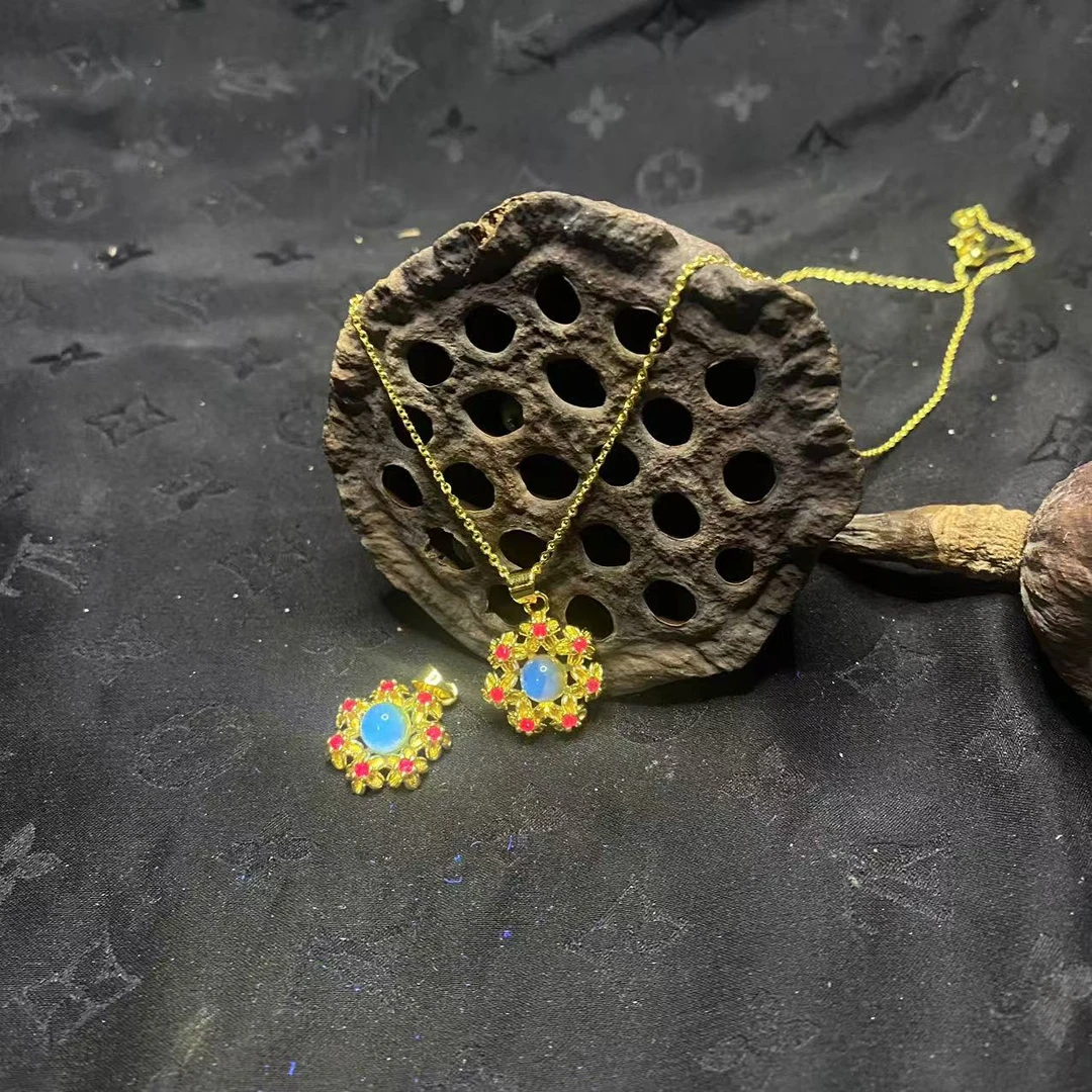 【玉合缘】天然琥珀蓝珀太阳花吊坠-多样性发一 5584