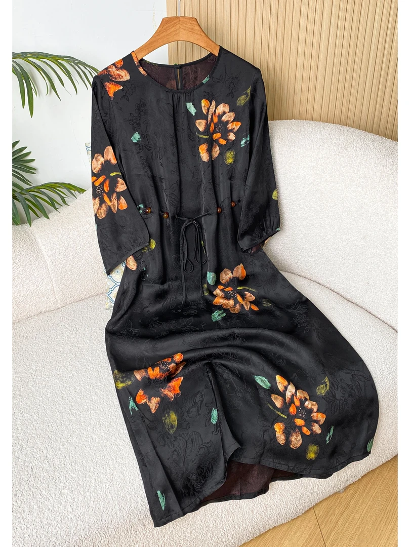 141 新中式国风手绘黄花连衣裙复古宽松显瘦花萝中袖长裙