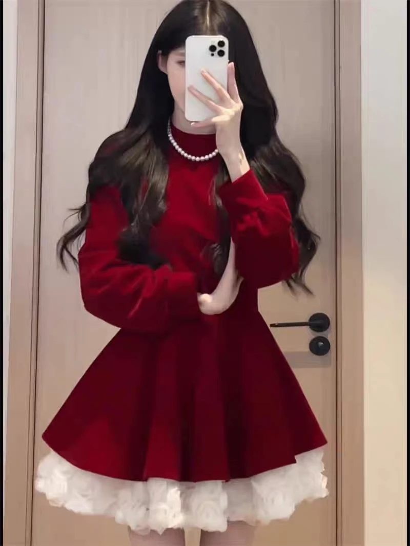 松本公主丝绒小黑裙连衣裙冬季A字裙短裙显瘦收腰红色圣诞内搭裙