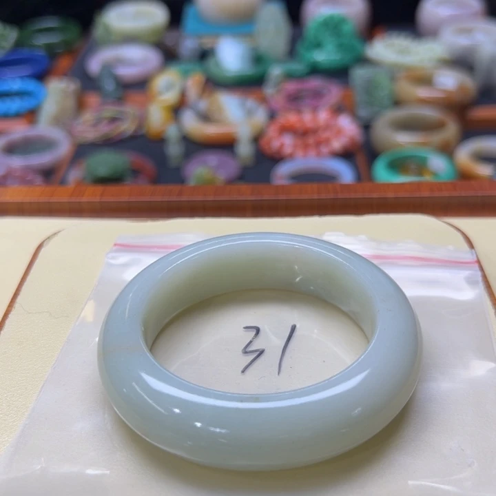 未镶嵌手镯石英质玉遇*欢31