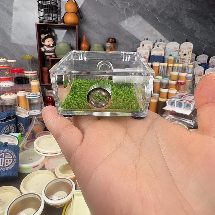 蟋蟀多功能生态盒不带灯………………