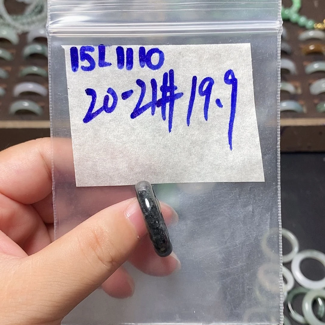 未镶嵌定制翡翠翡翠