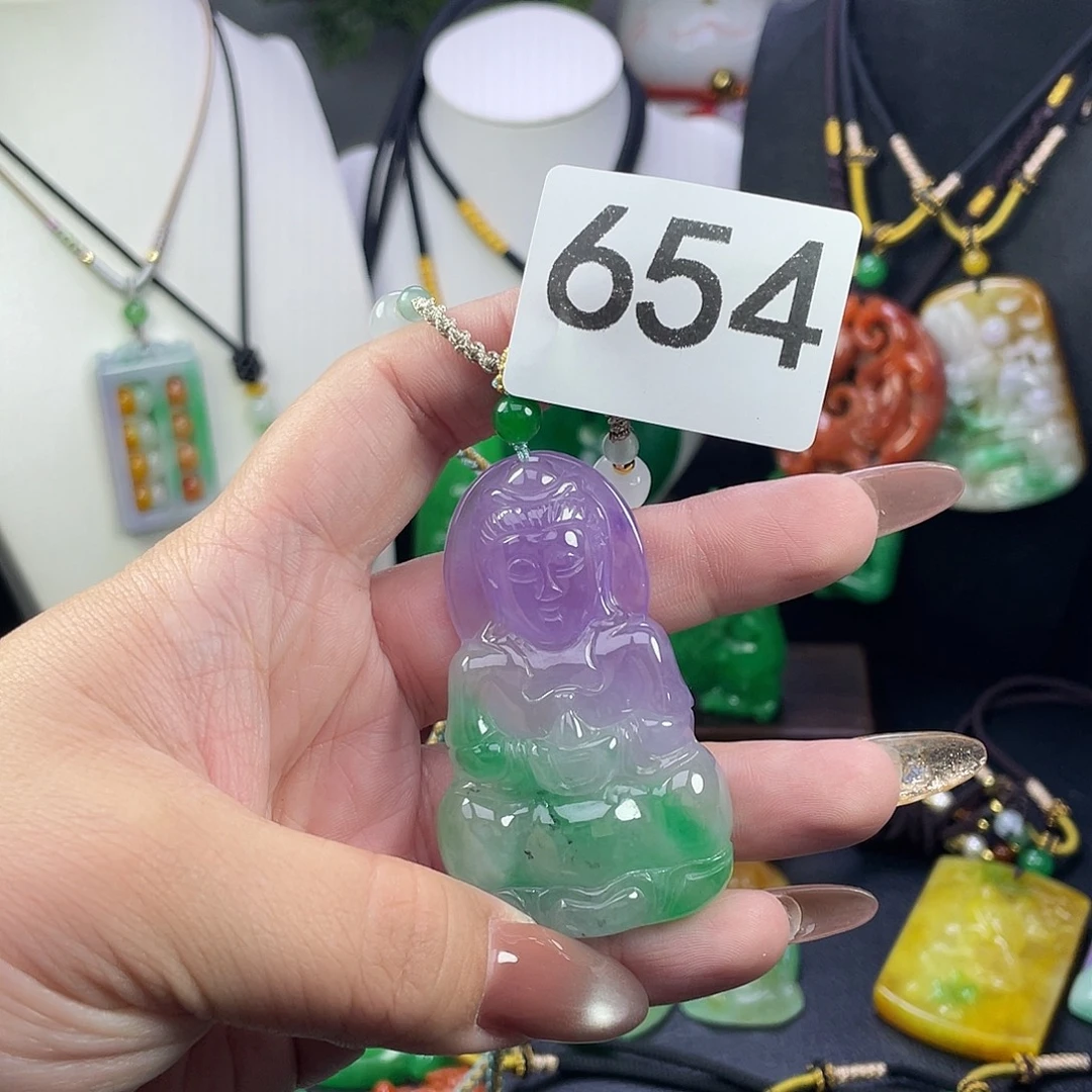 翡翠未镶嵌吊坠(赠链)