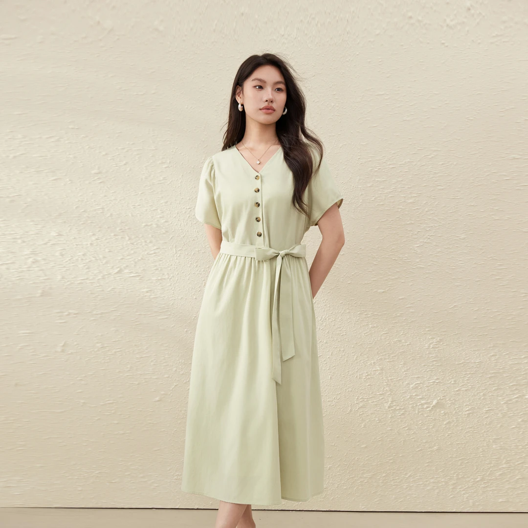 【莱赛尔V领收腰显瘦连衣裙】纤莉秀W大码女装优雅时尚气质QK1256