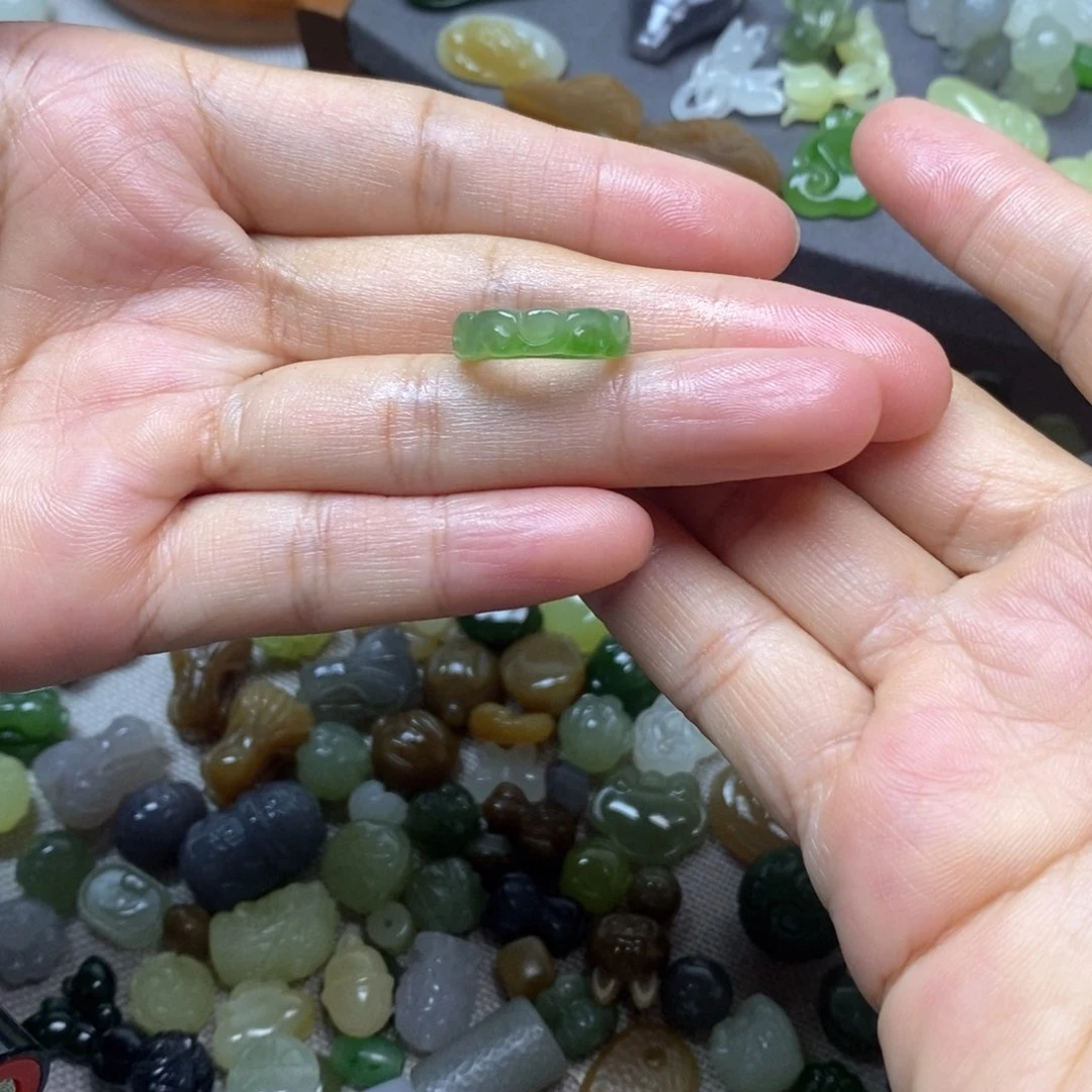 未镶嵌和田玉挂件