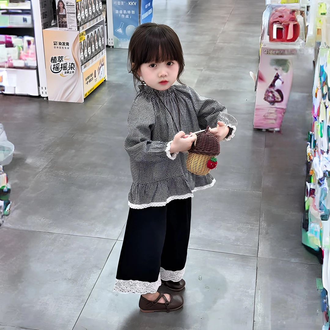 2025秋季新款女童韩版蕾丝花边格子娃娃衫百搭洋气休闲阔腿裤套装