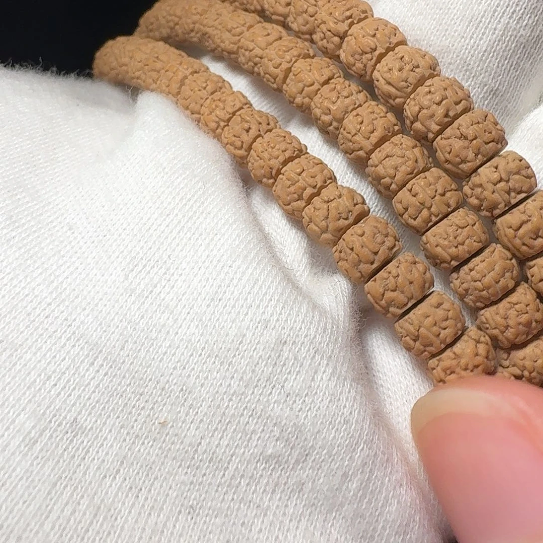 慢***漫吊坠金刚菩提藏切一代龙108