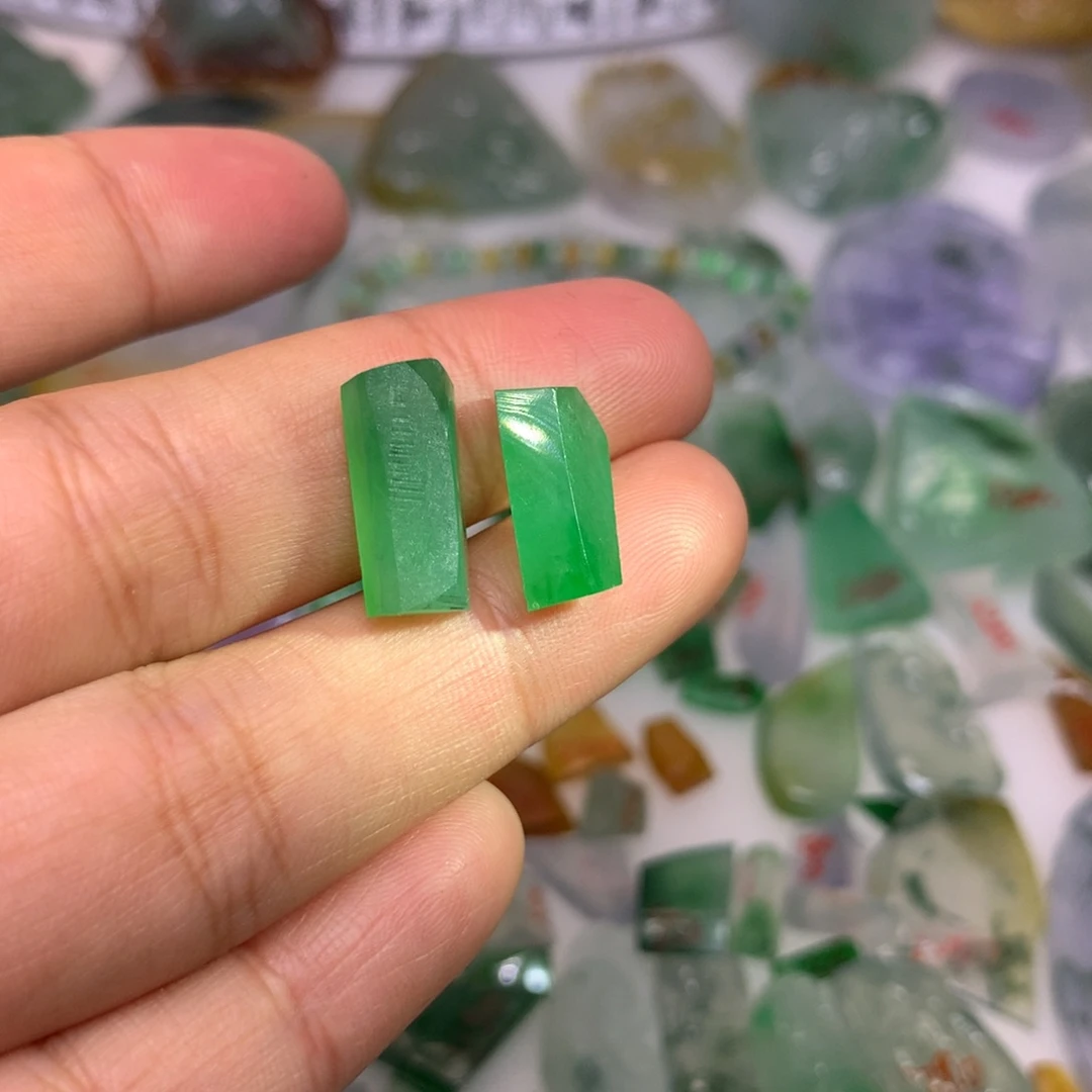 定制翡翠未镶嵌天然翡翠定制