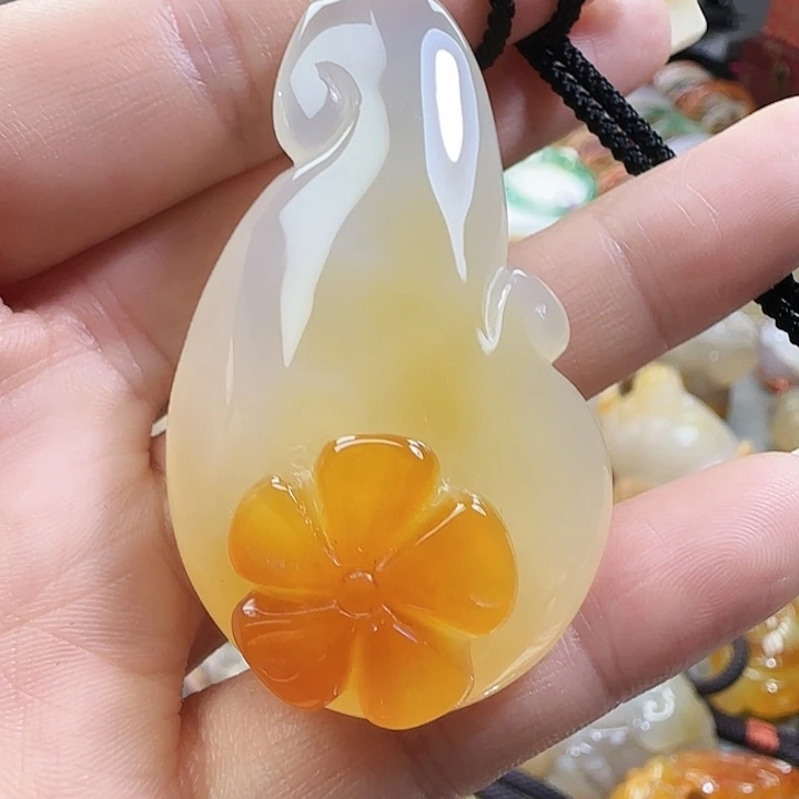 玛瑙/玉髓合金吊坠