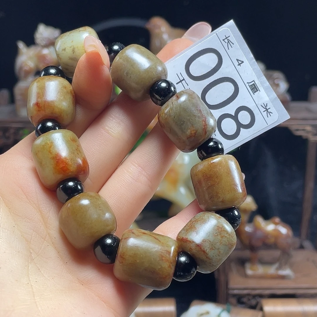 半***醒和田玉未镶嵌颈饰