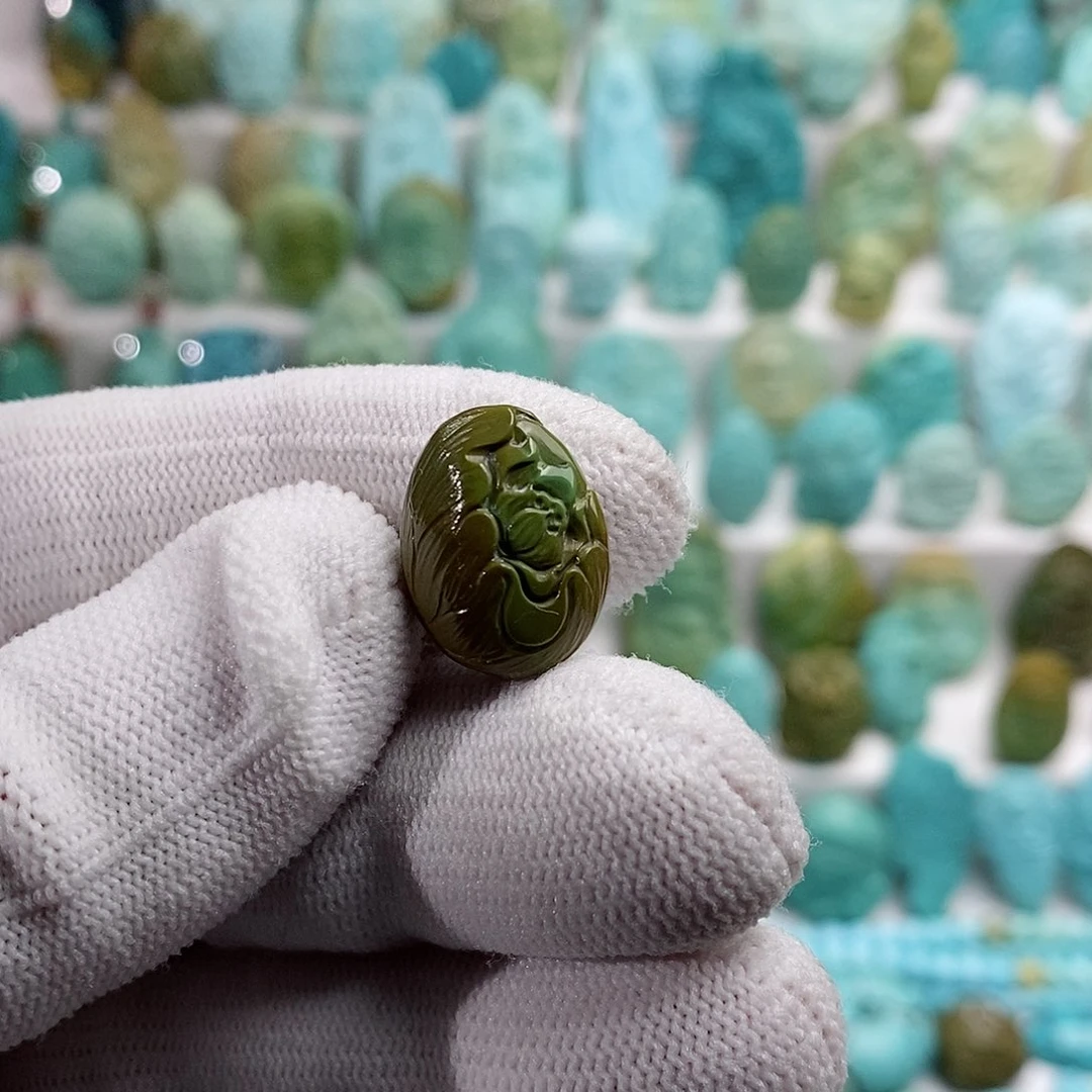 绿松石绿松石未镶嵌