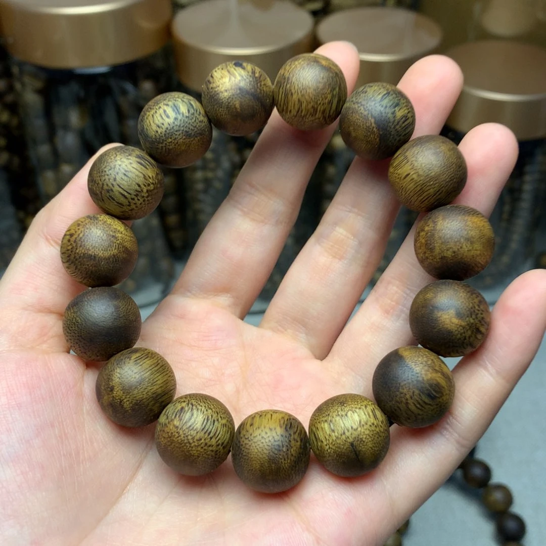 手串沉香海南红骨凹身卡15保18克+多样性发一