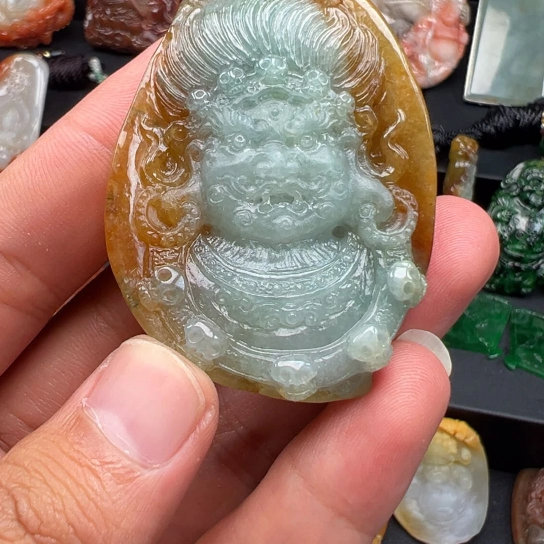 翡翠未镶嵌颈饰1111111111111