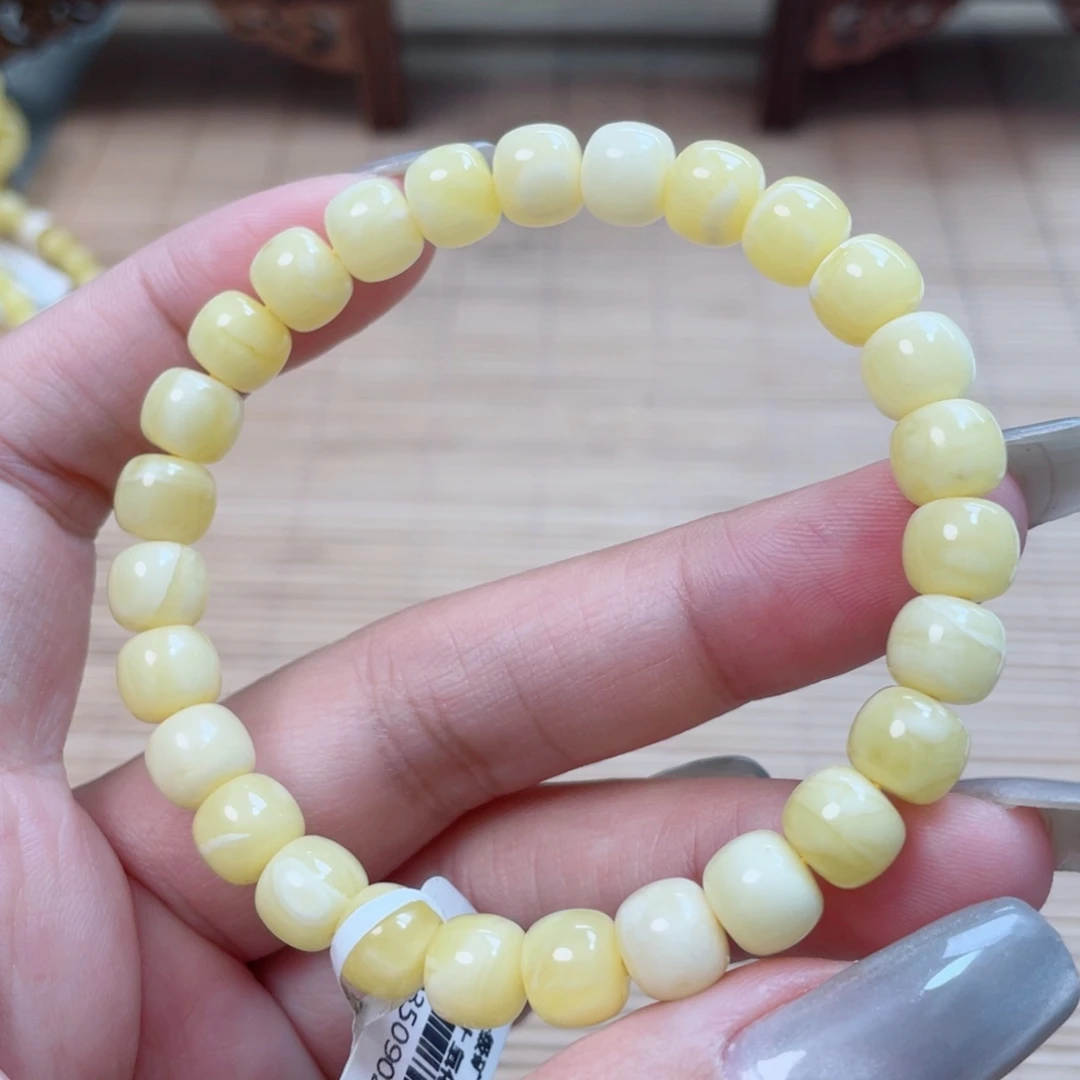 未镶嵌蜜蜡裸石蜜蜡